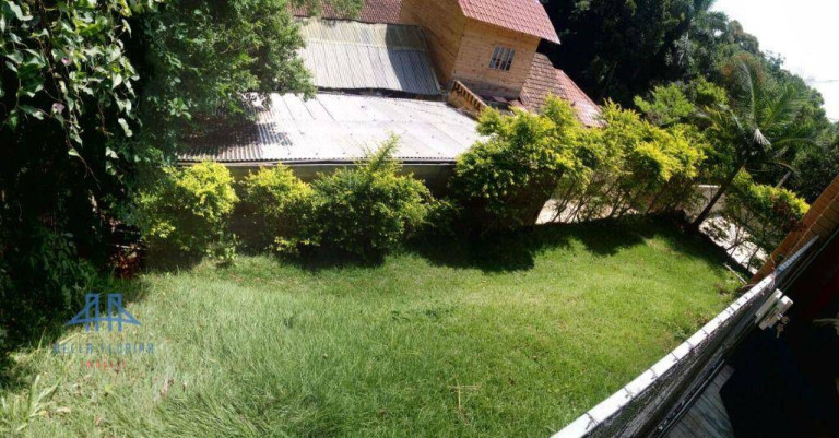 Imagem Casa com 2 Quartos à Venda, 180 m² em Rio Tavares - Florianópolis Imagem Casa com 2 Quartos à Venda, 180 m² em Rio Tavares - Florianópolis