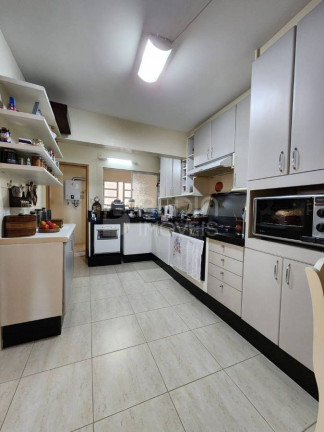 Imagem Apartamento com 3 Quartos à Venda, 220 m² em Centro - Balneário Camboriú Imagem Apartamento com 3 Quartos à Venda, 220 m² em Centro - Balneário Camboriú