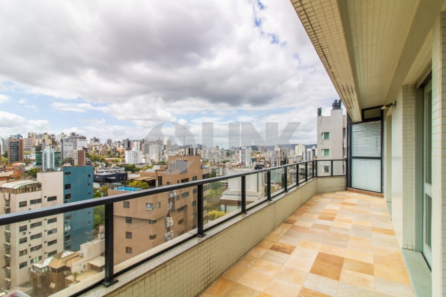 Imagem Imóvel com 4 Quartos à Venda, 311 m² em Bela Vista - Porto Alegre Imagem Imóvel com 4 Quartos à Venda, 311 m² em Bela Vista - Porto Alegre