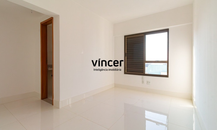 Imagem Casa com 3 Quartos à Venda, 106 m² em Setor Bueno - Goiânia Imagem Casa com 3 Quartos à Venda, 106 m² em Setor Bueno - Goiânia