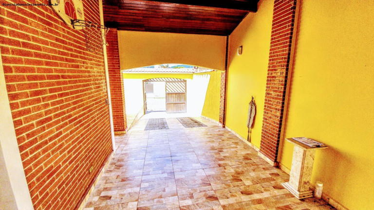 Imagem Casa com 3 Quartos à Venda, 172 m² em Balneário Flórida - Peruíbe