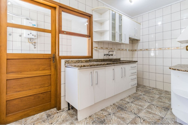 Imagem Imóvel com 2 Quartos à Venda, 177 m² em Higienópolis - Porto Alegre Imagem Imóvel com 2 Quartos à Venda, 177 m² em Higienópolis - Porto Alegre