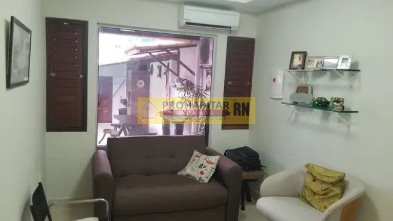 Imagem Casa com 4 Quartos à Venda,  em Candelária - Natal