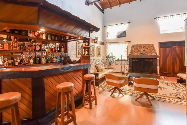 Imagem Casa com 5 Quartos à Venda, 480 m² em Ahú - Curitiba Imagem Casa com 5 Quartos à Venda, 480 m² em Ahú - Curitiba