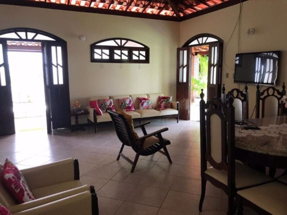 Imagem Casa com 5 Quartos à Venda, 350 m² em Barra Do Jacuípe - Camaçari Imagem Casa com 5 Quartos à Venda, 350 m² em Barra Do Jacuípe - Camaçari