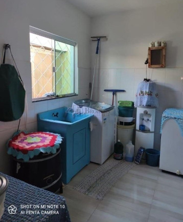 Imagem Casa com 5 Quartos à Venda, 295 m² em Nova Esperança - Balneário Camboriú