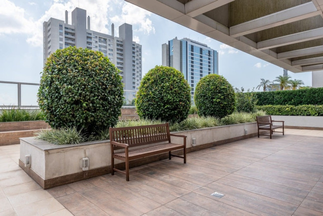 Imagem Imóvel com 2 Quartos à Venda, 76 m² em Petrópolis - Porto Alegre