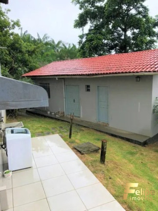 Imagem Imóvel com 4 Quartos à Venda, 200 m² em Comunidade Urbana De Amarelos - Guarapari Imagem Imóvel com 4 Quartos à Venda, 200 m² em Comunidade Urbana De Amarelos - Guarapari
