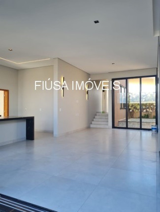 Imagem Casa com 3 Quartos à Venda, em Vila Do Golf - Ribeirão Preto Imagem Casa com 3 Quartos à Venda, em Vila Do Golf - Ribeirão Preto