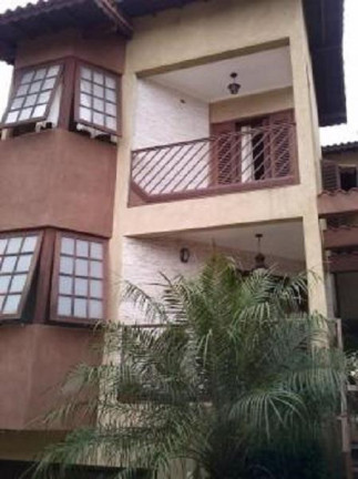 Sobrado com 3 Quartos à Venda, 374 m² em Jardim Dos Ipês - Suzano