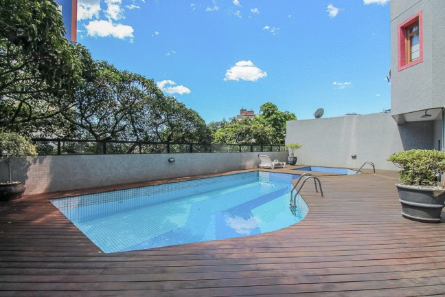 Imagem Imóvel com 2 Quartos à Venda, 170 m² em Moinhos De Vento - Porto Alegre Imagem Imóvel com 2 Quartos à Venda, 170 m² em Moinhos De Vento - Porto Alegre
