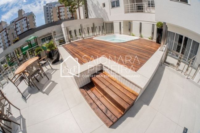 Imagem Apartamento com 2 Quartos à Venda, 85 m² em Centro - Florianópolis