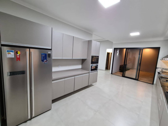 Imagem Casa com 3 Quartos à Venda, 300 m² em Bauru Imagem Casa com 3 Quartos à Venda, 300 m² em Bauru