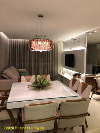 Imagem Imóvel com 3 Quartos à Venda, 127 m² em Centro - Balneário Camboriú Imagem Imóvel com 3 Quartos à Venda, 127 m² em Centro - Balneário Camboriú