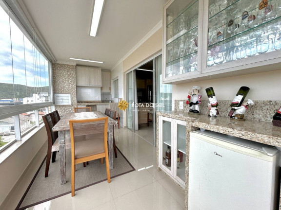 Imagem Cobertura com 3 Quartos à Venda, 160 m² em Bombas - Bombinhas Imagem Cobertura com 3 Quartos à Venda, 160 m² em Bombas - Bombinhas