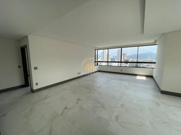 Imagem Apartamento com 3 Quartos à Venda, 130 m² em Centro - Balneário Camboriú