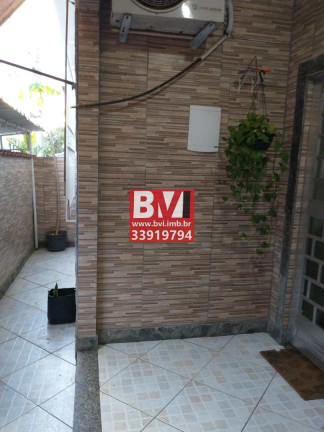 Imagem Casa com 2 Quartos à Venda, 48 m² em Irajá - Rio De Janeiro Imagem Casa com 2 Quartos à Venda, 48 m² em Irajá - Rio De Janeiro