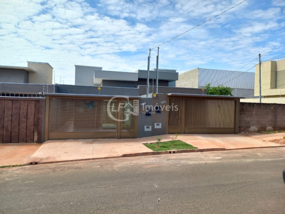 Casa com 3 Quartos à Venda, 118 m² em Jardim Montevidéu - Campo Grande