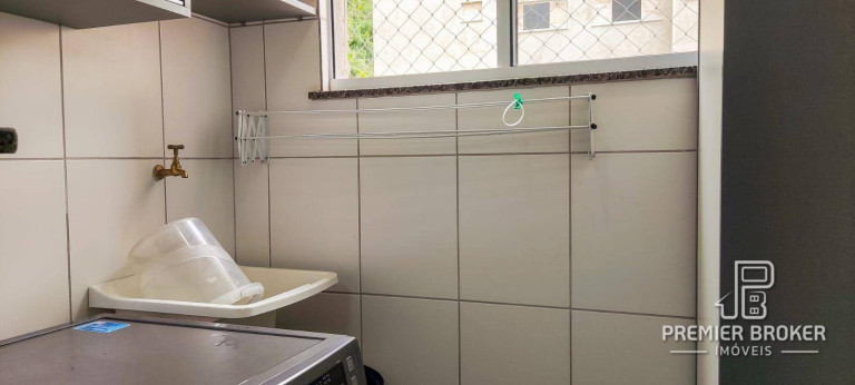 Imagem Apartamento com 2 Quartos à Venda, 50 m² em Pimenteiras - Teresópolis