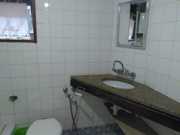 Imagem Casa com 7 Quartos à Venda, 250 m² em Copacabana - Rio De Janeiro Imagem Casa com 7 Quartos à Venda, 250 m² em Copacabana - Rio De Janeiro