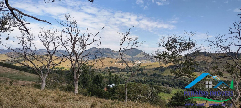 Imagem Chácara com 3 Quartos à Venda, 40.000 m² em Centro - Paraisópolis