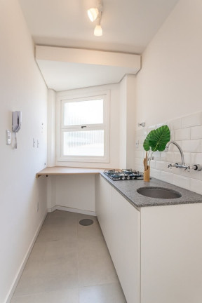 Imagem Imóvel com 1 Quarto à Venda, 40 m² em Petrópolis - Porto Alegre