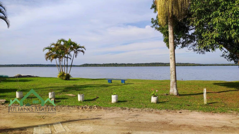 Imagem Casa com 3 Quartos à Venda, 130 m² em Pinheiros - Balneário Barra Do Sul Imagem Casa com 3 Quartos à Venda, 130 m² em Pinheiros - Balneário Barra Do Sul