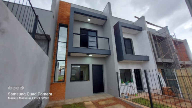 Sobrado com 2 Quartos à Venda, 100 m² em Nova Cachoeirinha - Cachoeirinha