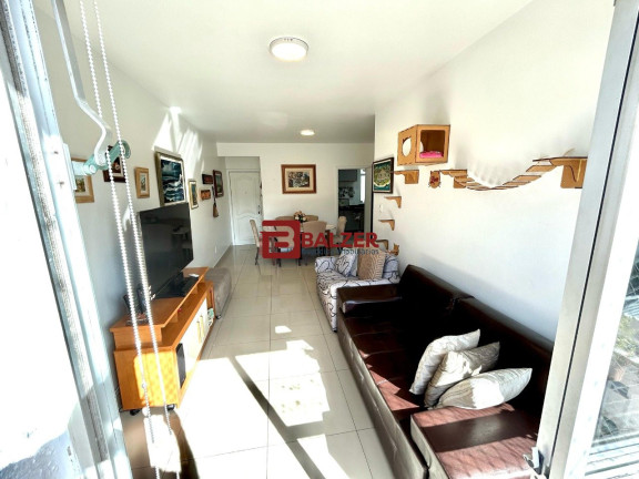Imagem Apartamento com 3 Quartos à Venda, 117 m² em Centro - Florianópolis Imagem Apartamento com 3 Quartos à Venda, 117 m² em Centro - Florianópolis