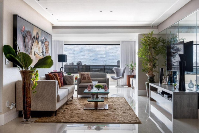 Imagem Imóvel com 4 Quartos à Venda, 200 m² em Umarizal - Belém Imagem Imóvel com 4 Quartos à Venda, 200 m² em Umarizal - Belém