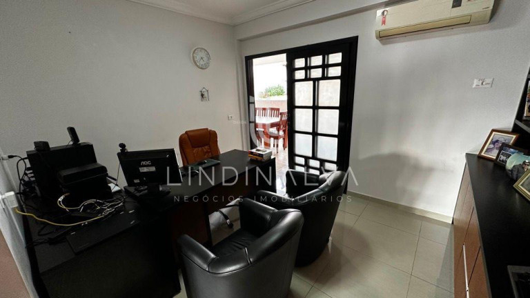Imagem Casa com 4 Quartos à Venda, 358 m² em Polo Centro - Foz Do Iguacu Imagem Casa com 4 Quartos à Venda, 358 m² em Polo Centro - Foz Do Iguacu