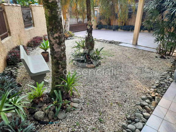 Imagem Casa com 4 Quartos à Venda, 226 m² em Vila Azul / Horto - Ubatuba Imagem Casa com 4 Quartos à Venda, 226 m² em Vila Azul / Horto - Ubatuba