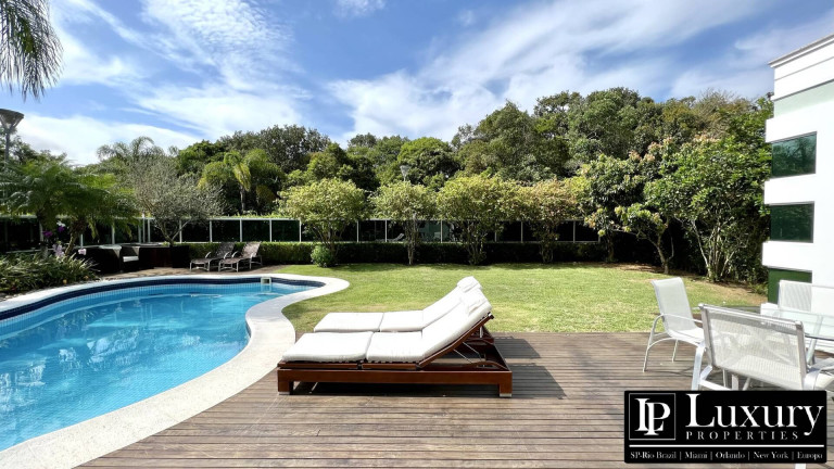 Imagem Casa com 7 Quartos à Venda, em Jurerê Internacional - Florianópolis Imagem Casa com 7 Quartos à Venda, em Jurerê Internacional - Florianópolis