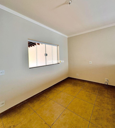 Imagem Casa com 2 Quartos à Venda, 118 m² Imagem Casa com 2 Quartos à Venda, 118 m²