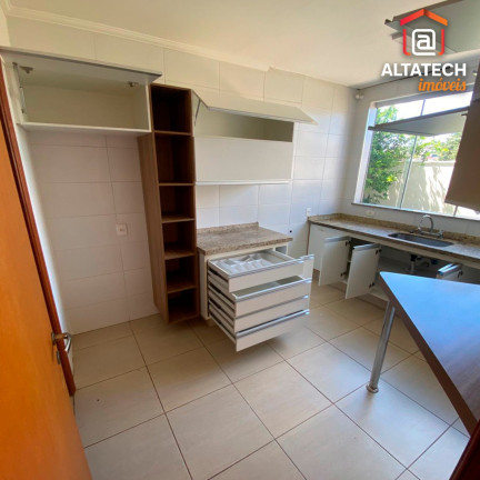 Imagem Casa com 3 Quartos à Venda, 169 m² em Parque Primavera - Poços De Caldas Imagem Casa com 3 Quartos à Venda, 169 m² em Parque Primavera - Poços De Caldas