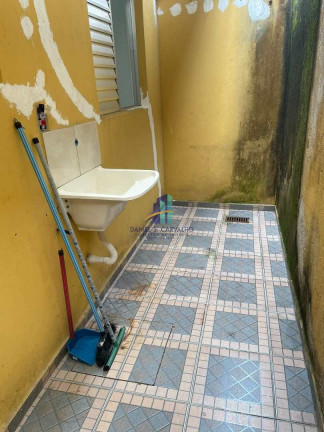 Imagem Casa com 1 Quarto à Venda, 30 m² em Maracanã - Praia Grande Imagem Casa com 1 Quarto à Venda, 30 m² em Maracanã - Praia Grande