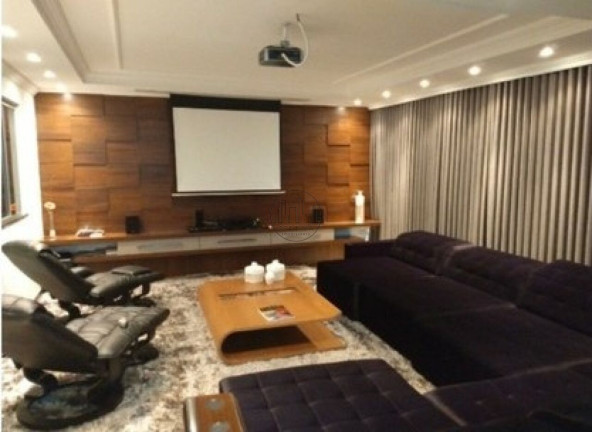 Imagem Casa com 4 Quartos à Venda, 450 m² em Taguatinga Sul (taguatinga) - Brasília Imagem Casa com 4 Quartos à Venda, 450 m² em Taguatinga Sul (taguatinga) - Brasília