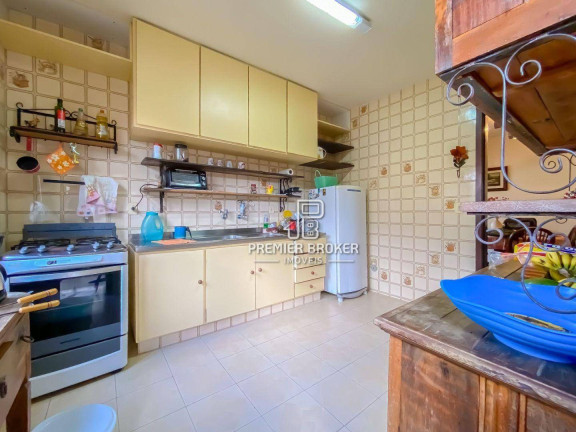 Imagem Casa com 3 Quartos à Venda, 239 m² em Comary - Teresópolis Imagem Casa com 3 Quartos à Venda, 239 m² em Comary - Teresópolis