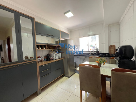Imagem Casa com 4 Quartos à Venda, 190 m² em Samambaia Sul (samambaia) - Brasília Imagem Casa com 4 Quartos à Venda, 190 m² em Samambaia Sul (samambaia) - Brasília