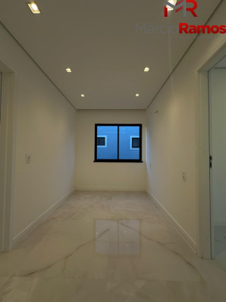 Imagem Casa com 4 Quartos à Venda, 272 m² em Cidade Alpha - Eusébio