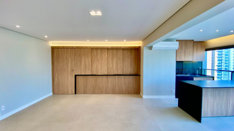 Apartamento com 3 Quartos à Venda, 130 m² em Jardim Das Acácias - São Paulo