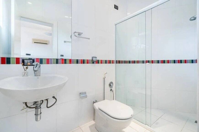 Imagem Casa com 4 Quartos à Venda, 751 m² em Jardim Social - Curitiba Imagem Casa com 4 Quartos à Venda, 751 m² em Jardim Social - Curitiba