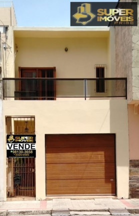 Imagem Casa com 2 Quartos à Venda, 145 m² em Centro - Pelotas
