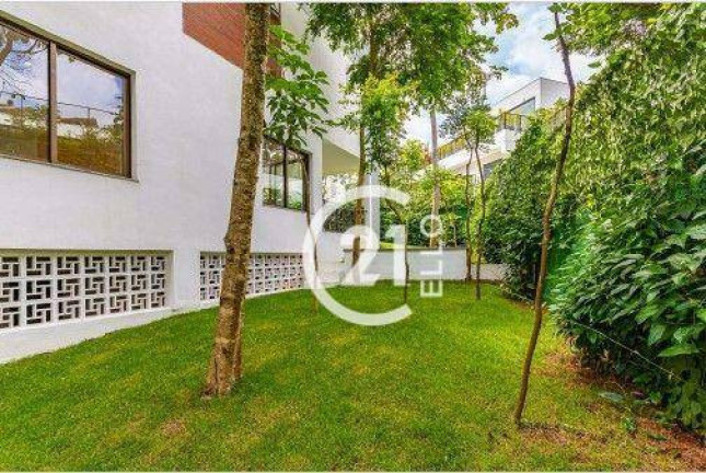Imagem Casa com 4 Quartos à Venda, 684 m² em Alto Da Boa Vista - São Paulo