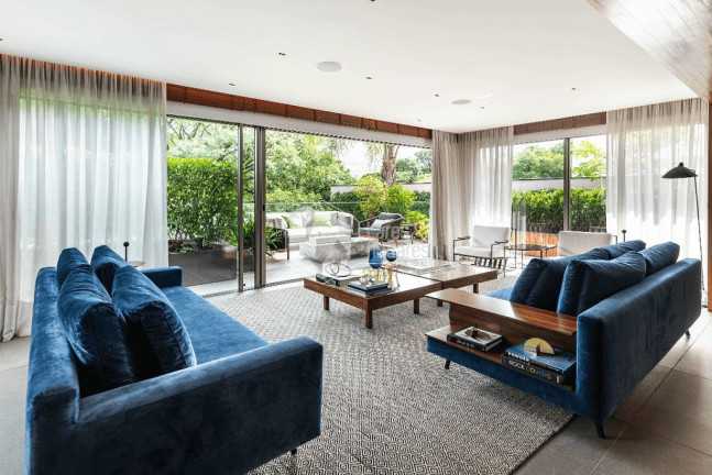 Casa com 4 Quartos à Venda, 925 m² em Alto De Pinheiros - São Paulo