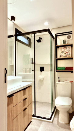 Imagem Apartamento com 1 Quarto à Venda, 44 m² em Menino Deus - Porto Alegre Imagem Apartamento com 1 Quarto à Venda, 44 m² em Menino Deus - Porto Alegre