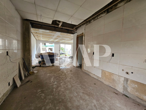 Imagem Casa com 4 Quartos à Venda, 198 m² em Barra De Guaratiba - Rio De Janeiro