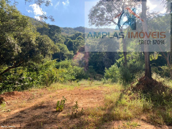 Imagem Fazenda à Venda, 2 m² em Pequi
