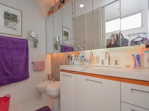 Imagem Apartamento com 3 Quartos à Venda, 148 m² em Leblon - Rio De Janeiro Imagem Apartamento com 3 Quartos à Venda, 148 m² em Leblon - Rio De Janeiro