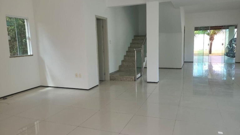 Imagem Casa com 4 Quartos à Venda, 366 m² em Eusébio - Eusébio Imagem Casa com 4 Quartos à Venda, 366 m² em Eusébio - Eusébio